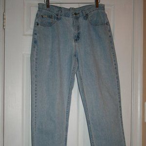 High Rise Light Wash Boyfriend Jeans